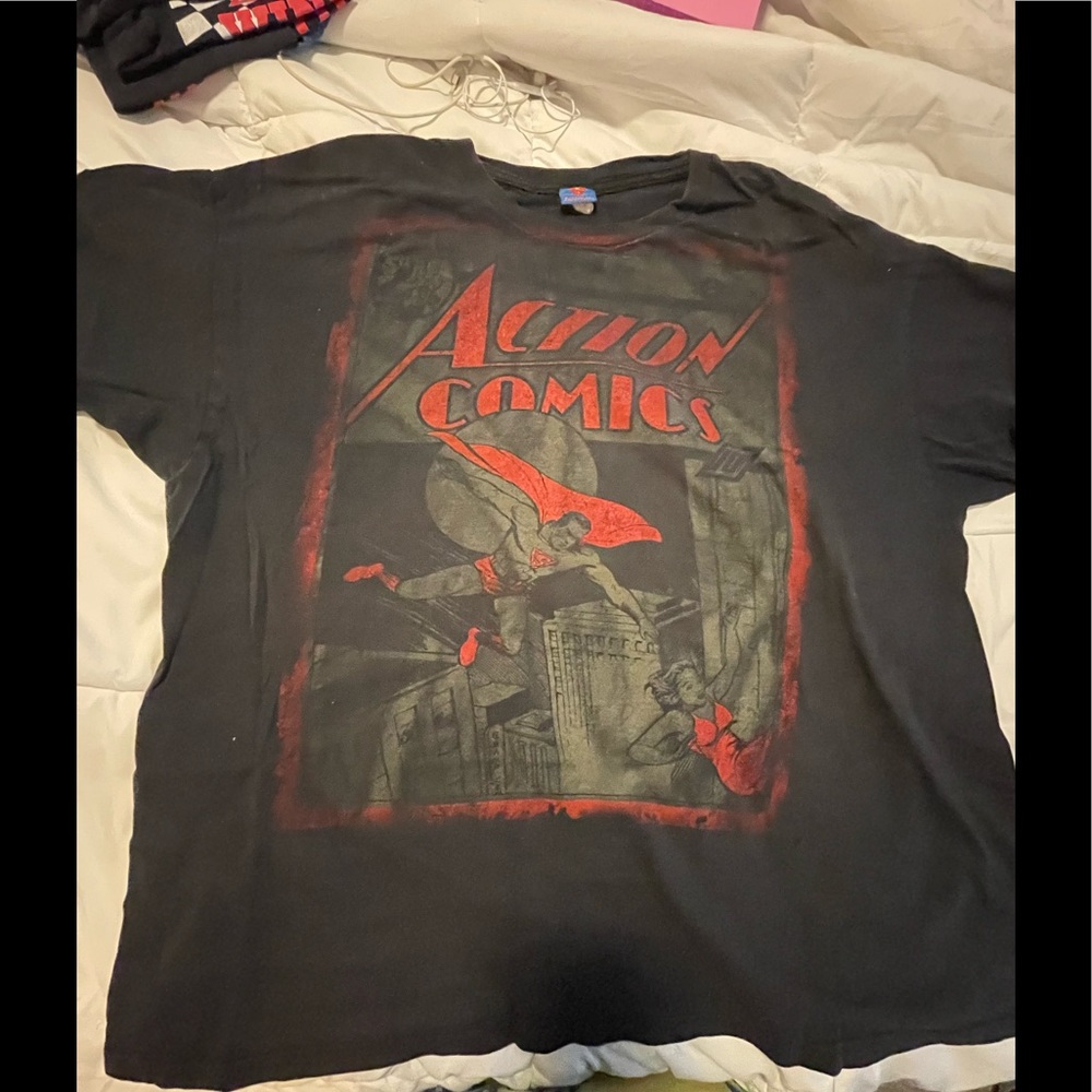 Vintage Superman Action Comics DC T-shirt XXL please look at all pictures